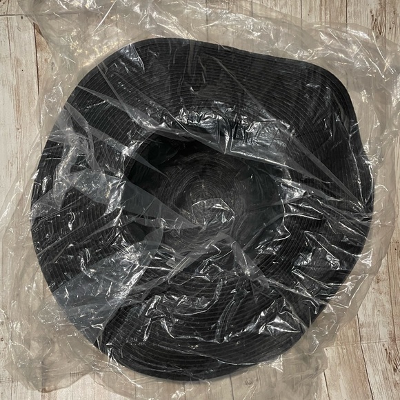 🆕 Old Navy Women’s Wide-Brim Straw Sun Hat Black S/M Floppy Beach Black - Picture 4 of 7